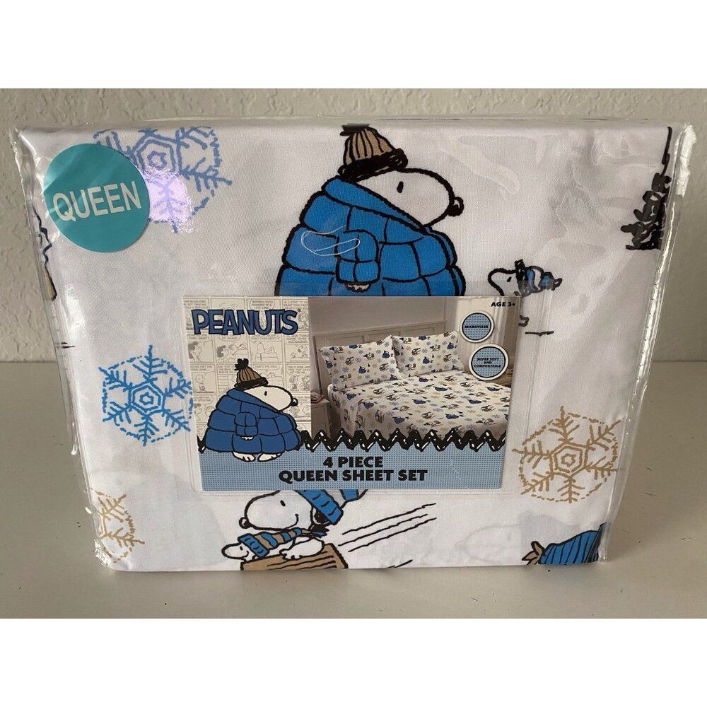 Peanuts Snoopy Puffy Coat QUEEN SZ Sheet Set Christmas Puffer Jacket White Blue
